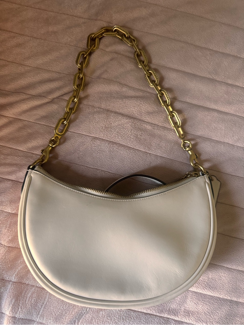 Coach Cream Shoulder Bag with Gold Chain Hardware